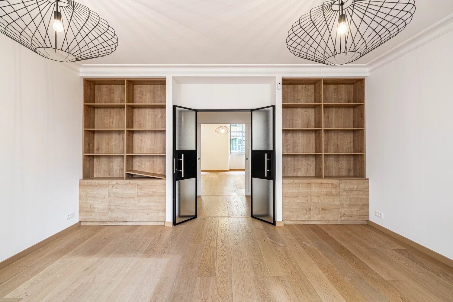 Property photo in Port