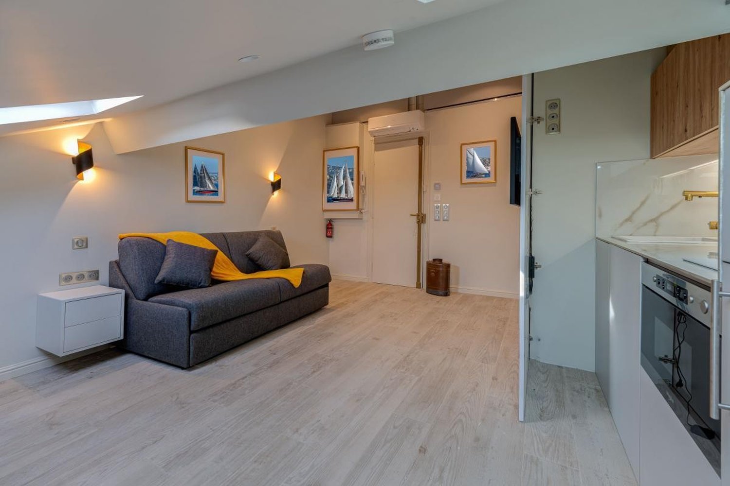 Property photo in Port