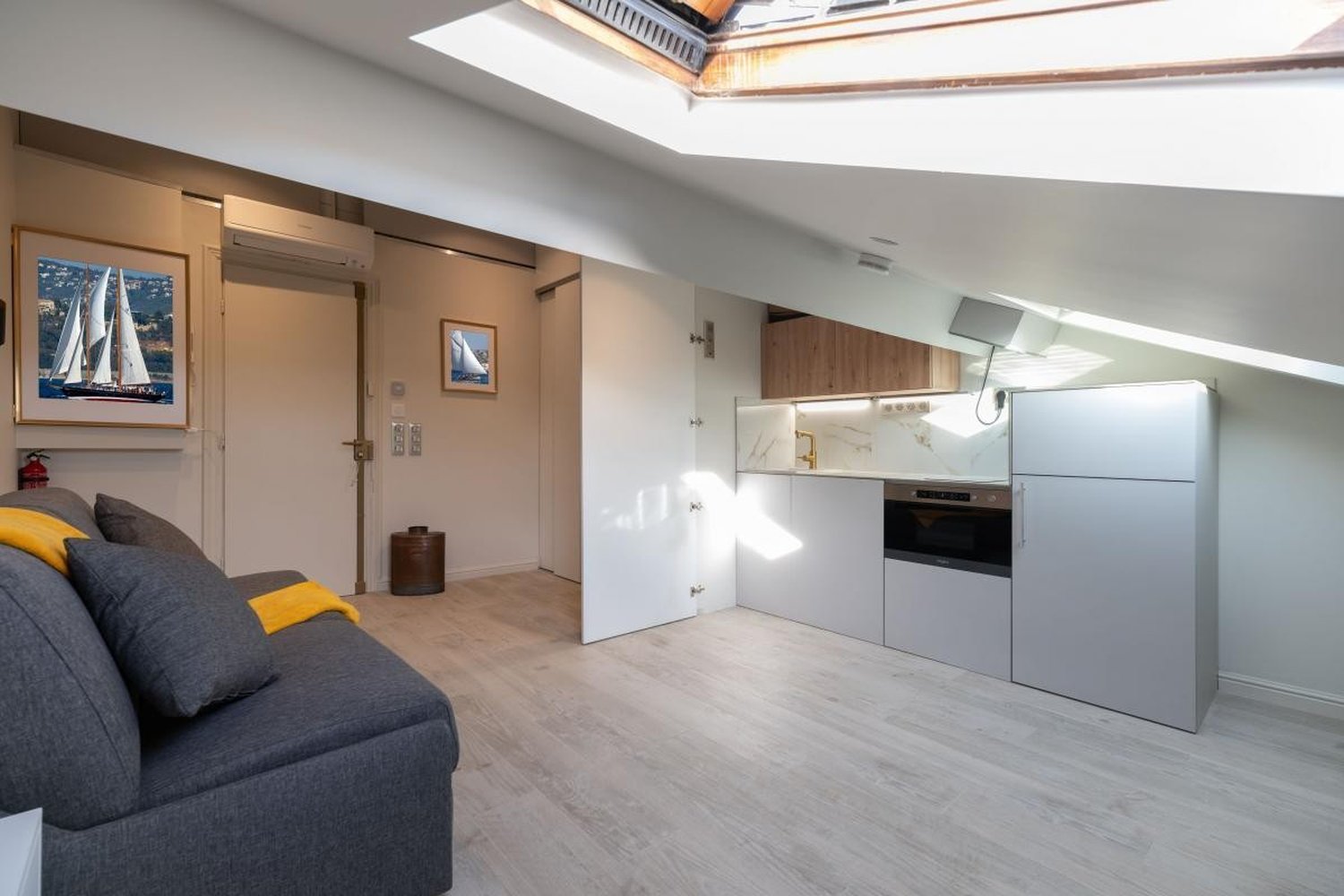 Property photo in Port