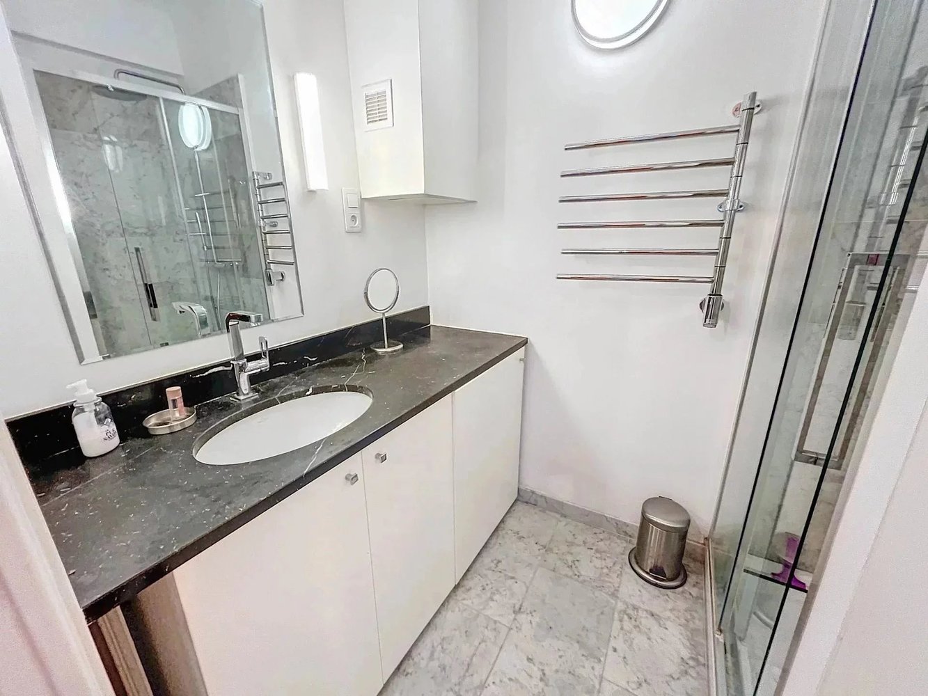 Property photo in Carre d'Argent