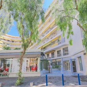 Property in Carre d'Argent