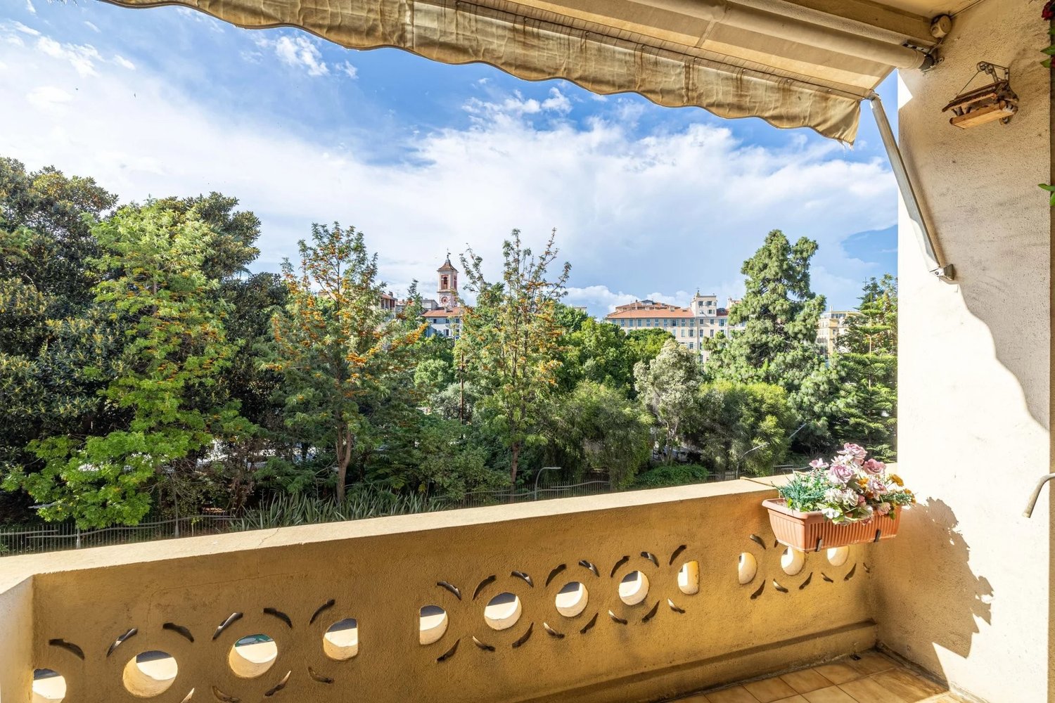 Property photo in Carre d'Argent