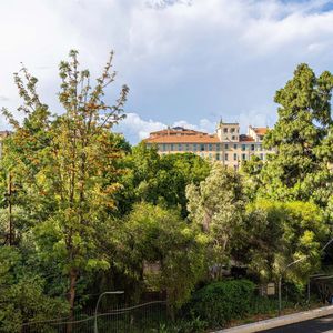 Property in Carre d'Argent