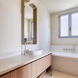 Property in Carre d'Argent