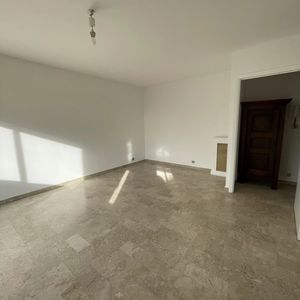Property in Carre d'Argent