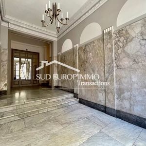 Property in Carre d'Argent