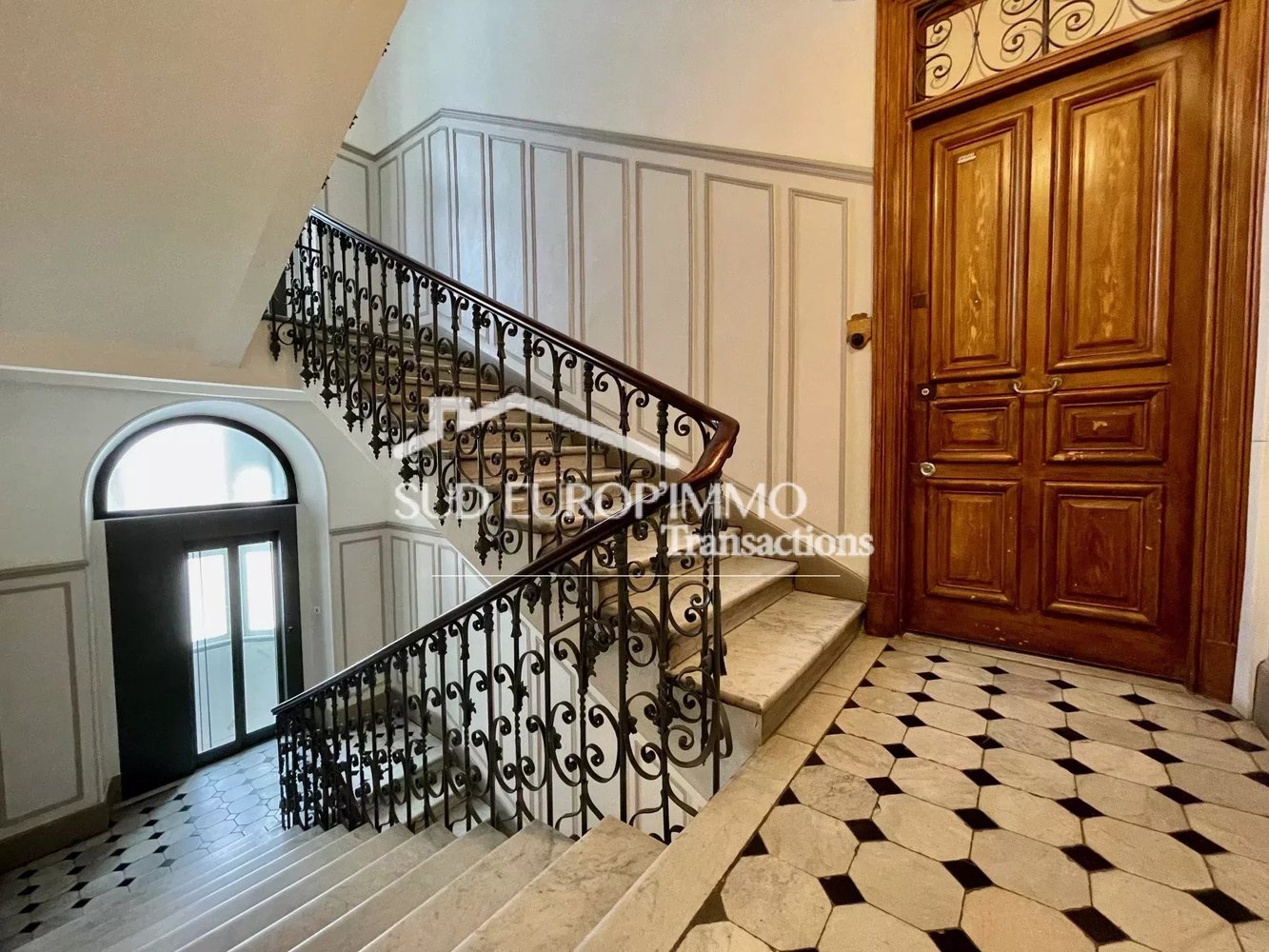 Property photo in Carre d'Argent