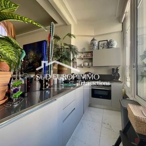 Property in Carre d'Argent