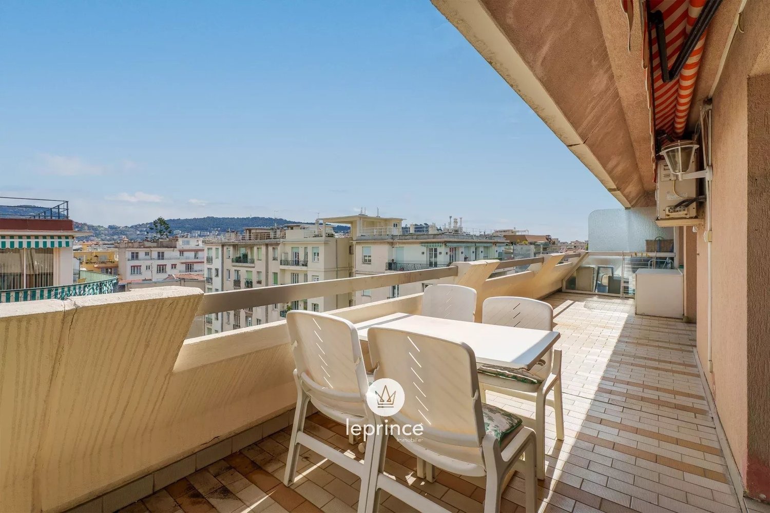 Property photo in Carre d'Argent