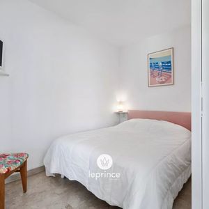 Property in Carre d'Argent