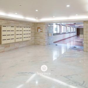 Property in Carre d'Argent