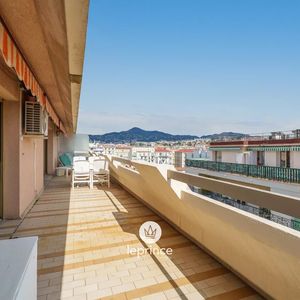 Property in Carre d'Argent