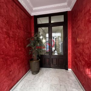 Property in Carre d'Or