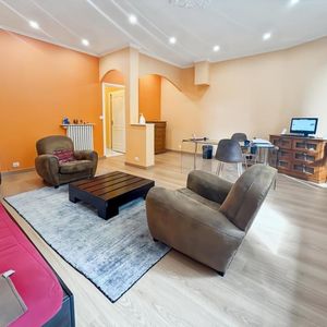 Property in Carre d'Or