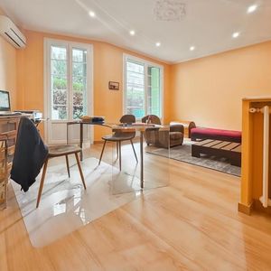 Property in Carre d'Or