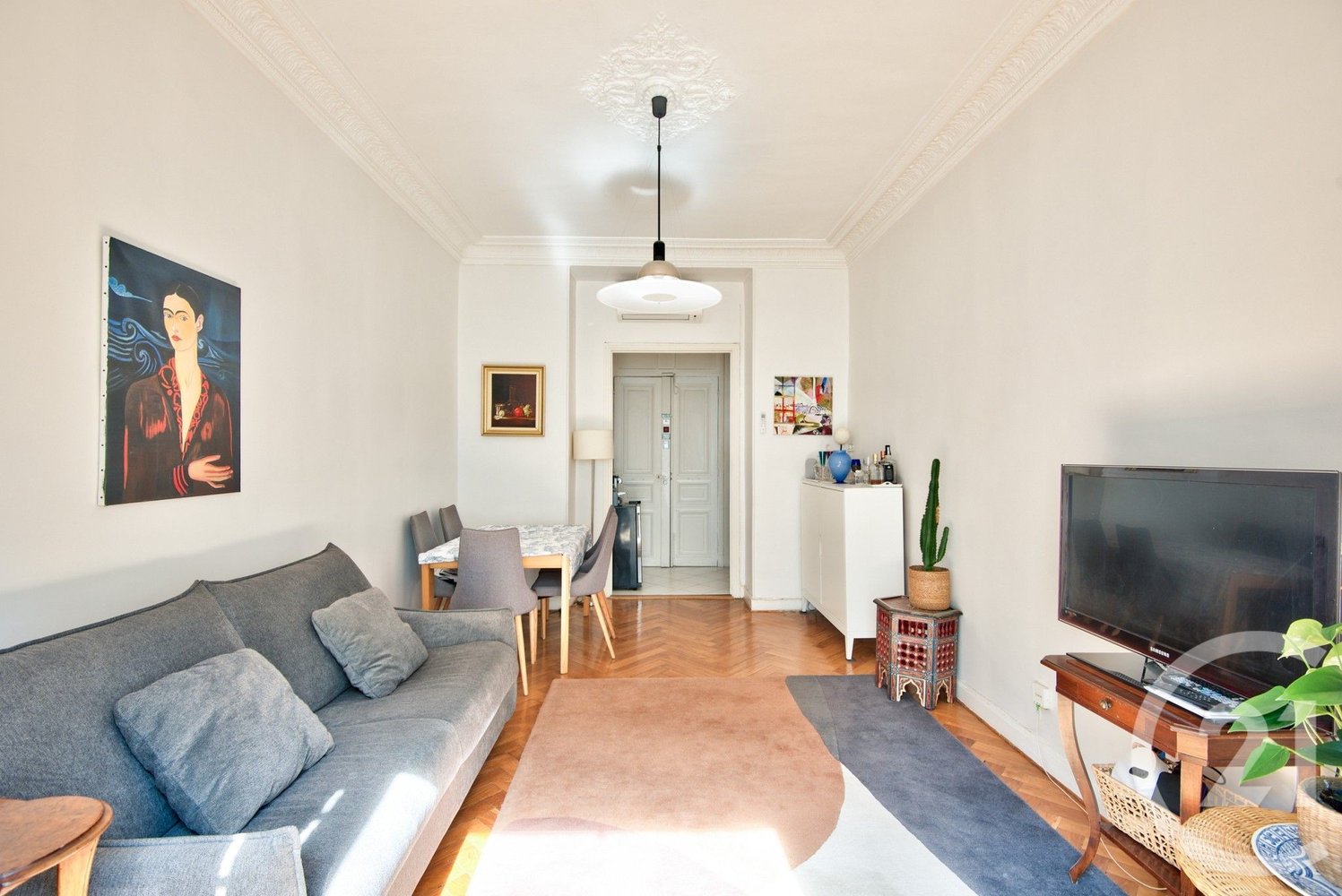Property photo in Carre d'Or