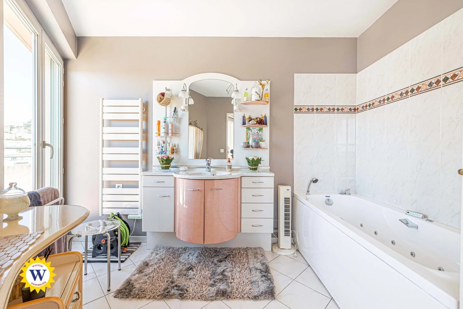 Property photo in Carre d'Or