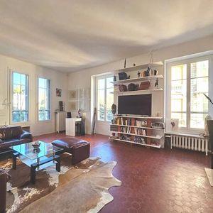 Property in Carre d'Or