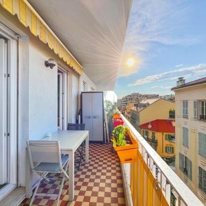 Property in Carre d'Or