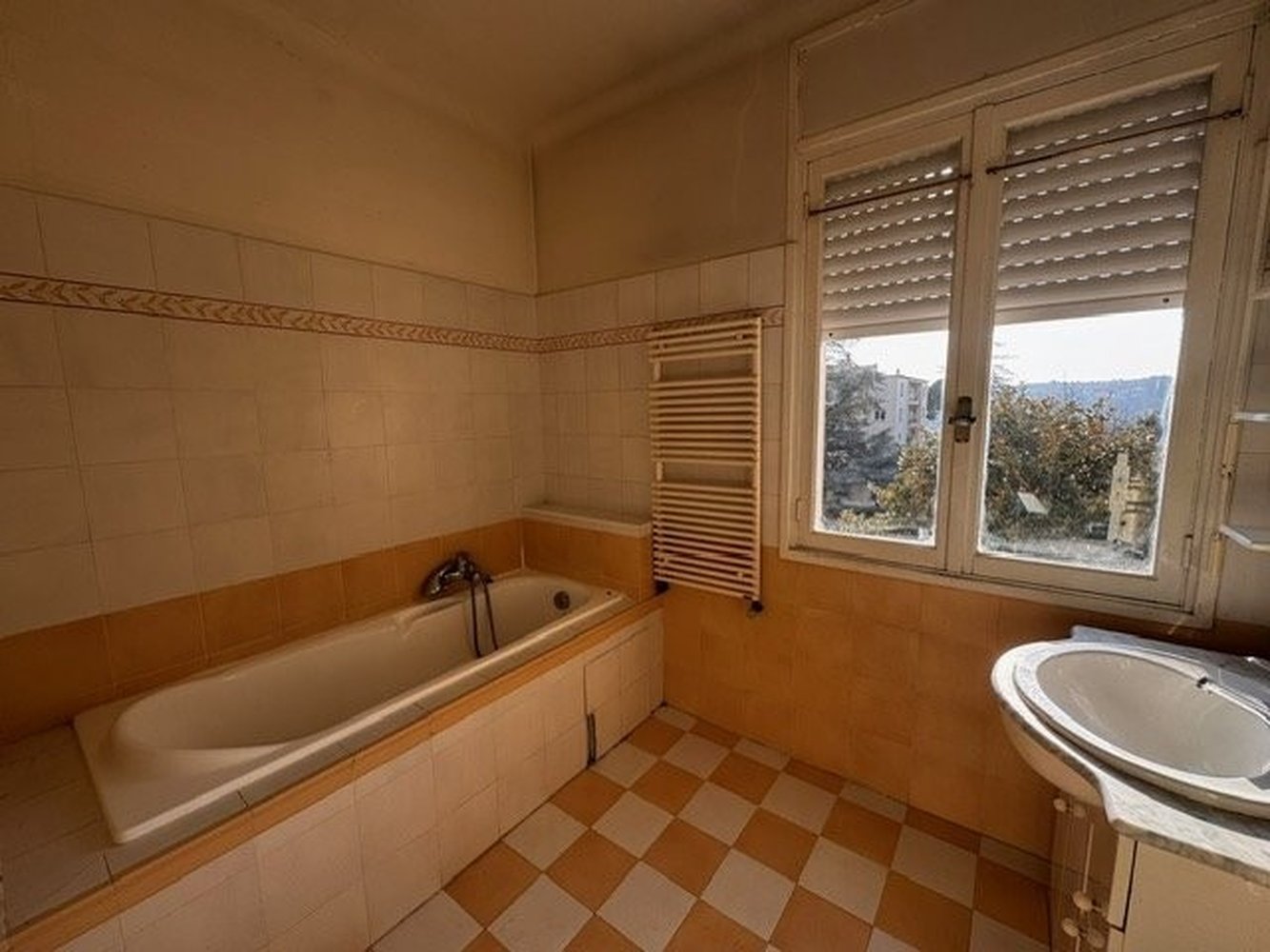 Property photo in Musicians Quarter