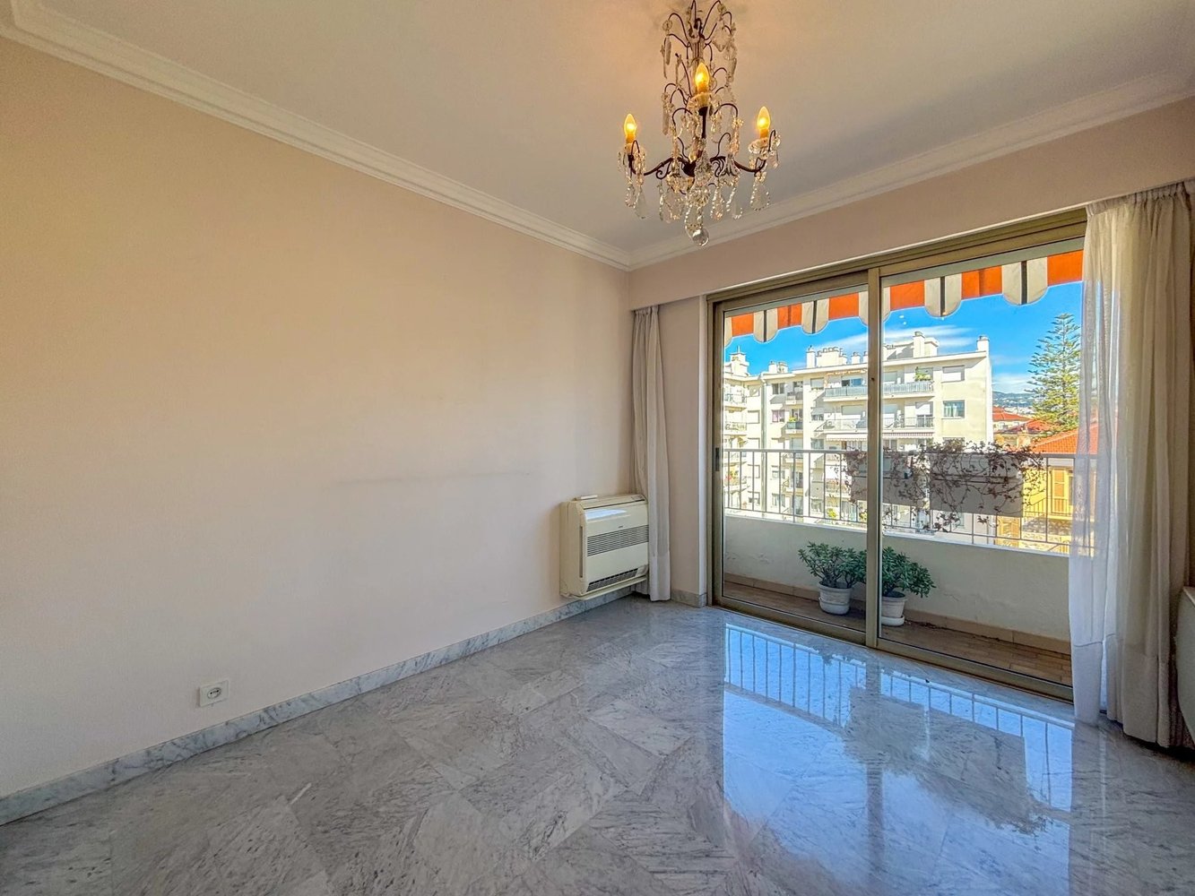 Property photo in Musicians Quarter