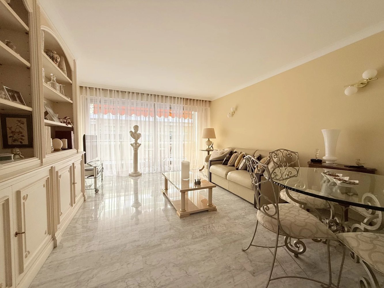 Property photo in Musicians Quarter