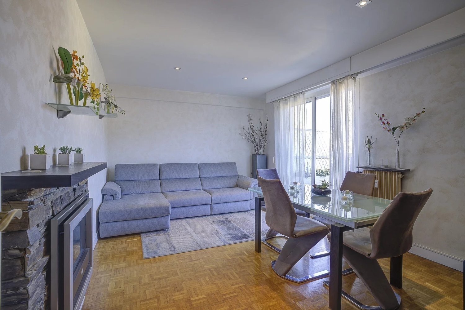 Property photo in Port