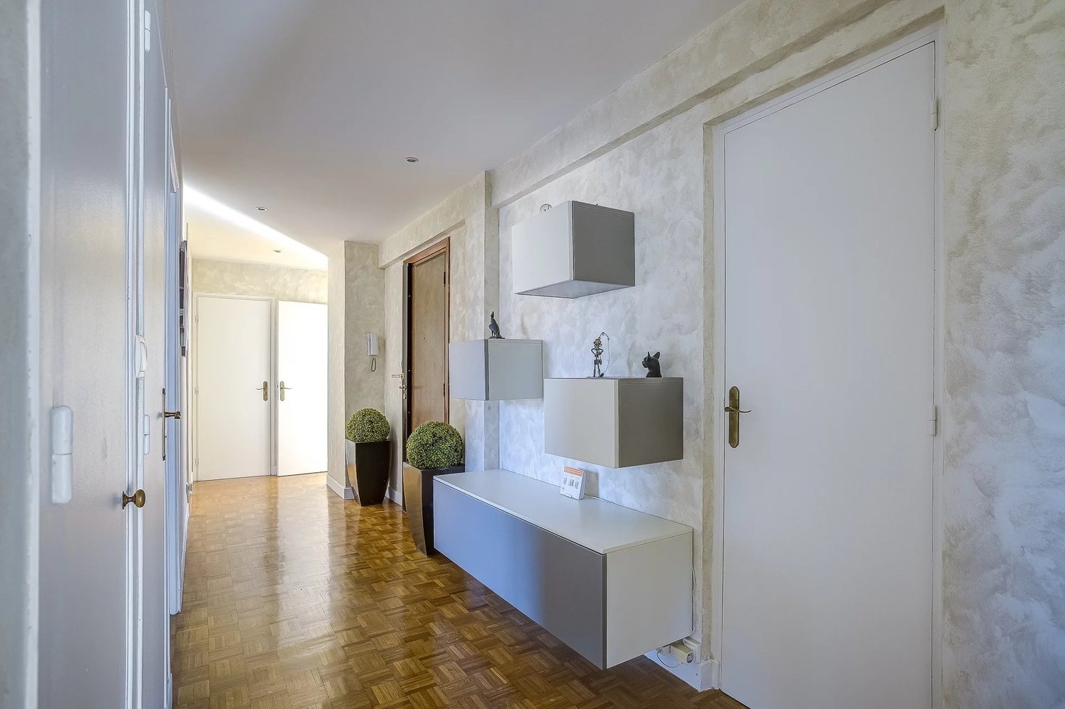 Property photo in Port