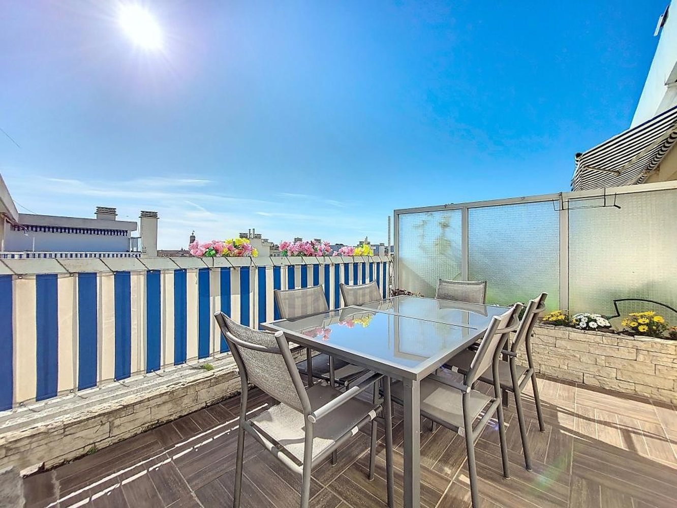 Property photo in Port