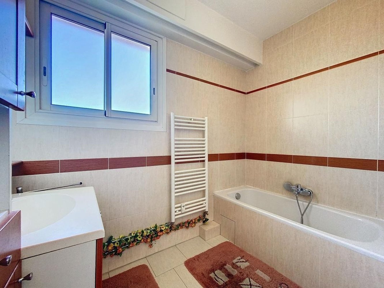 Property photo in Port