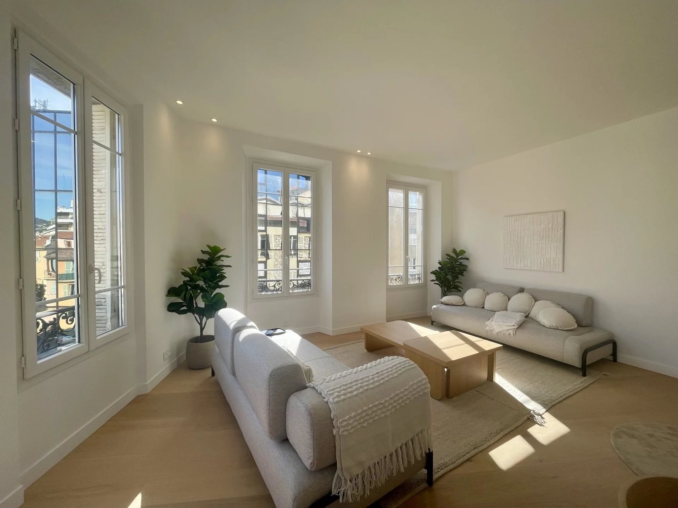 Property photo in Port