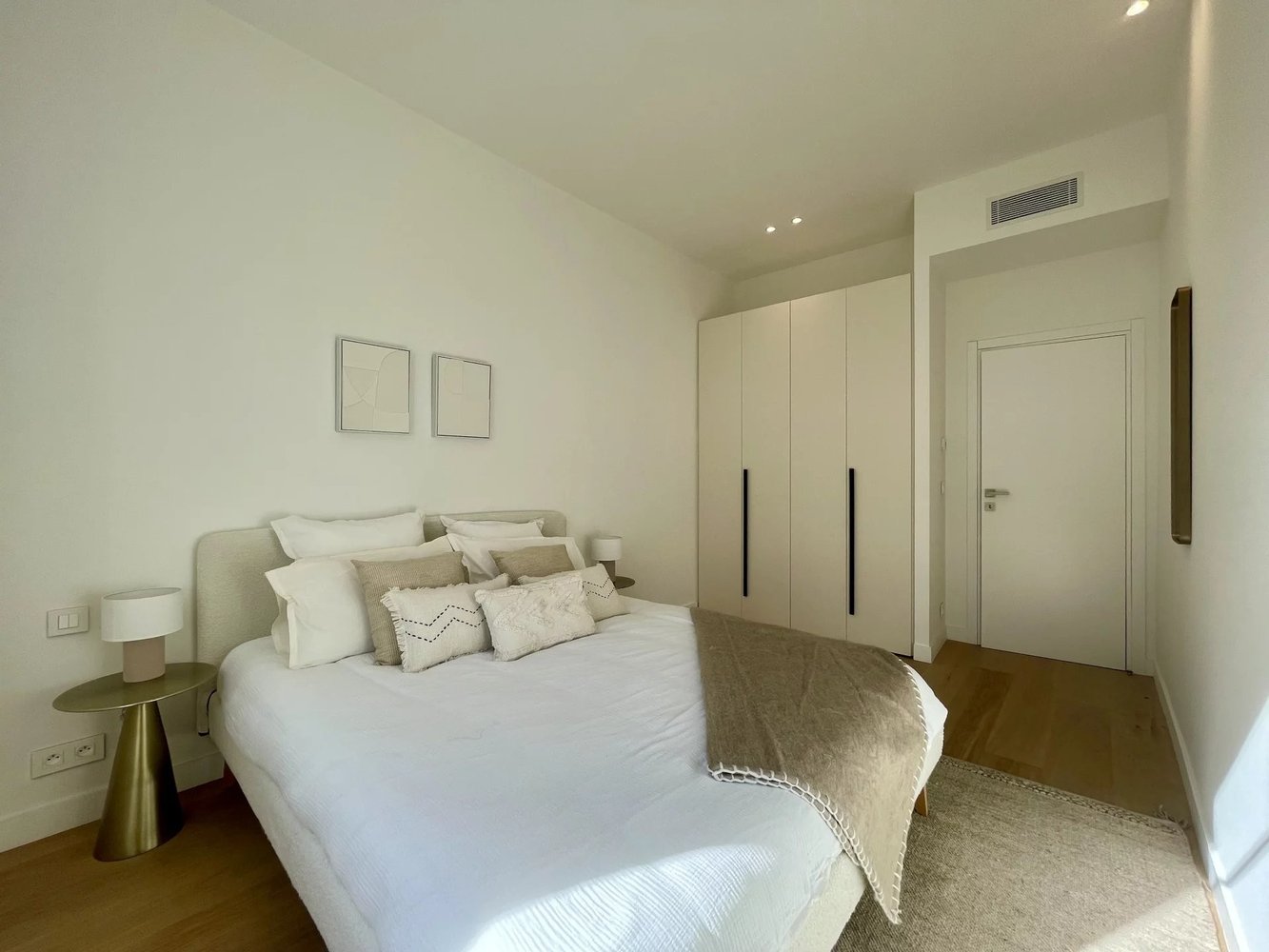 Property photo in Port