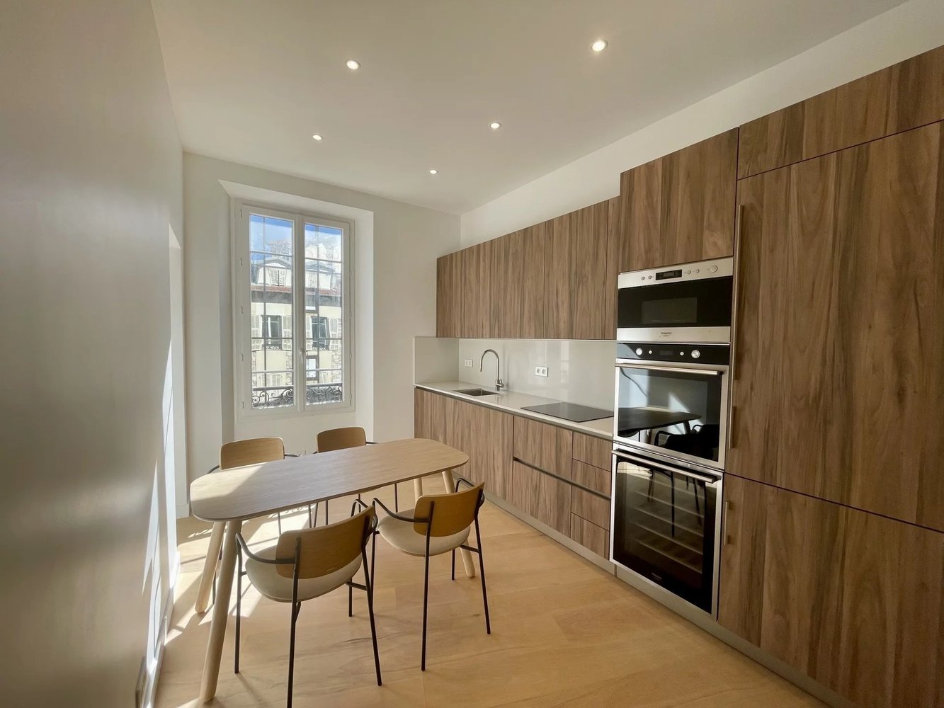 Property photo in Port