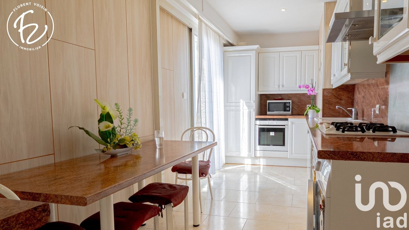 Property photo in Port