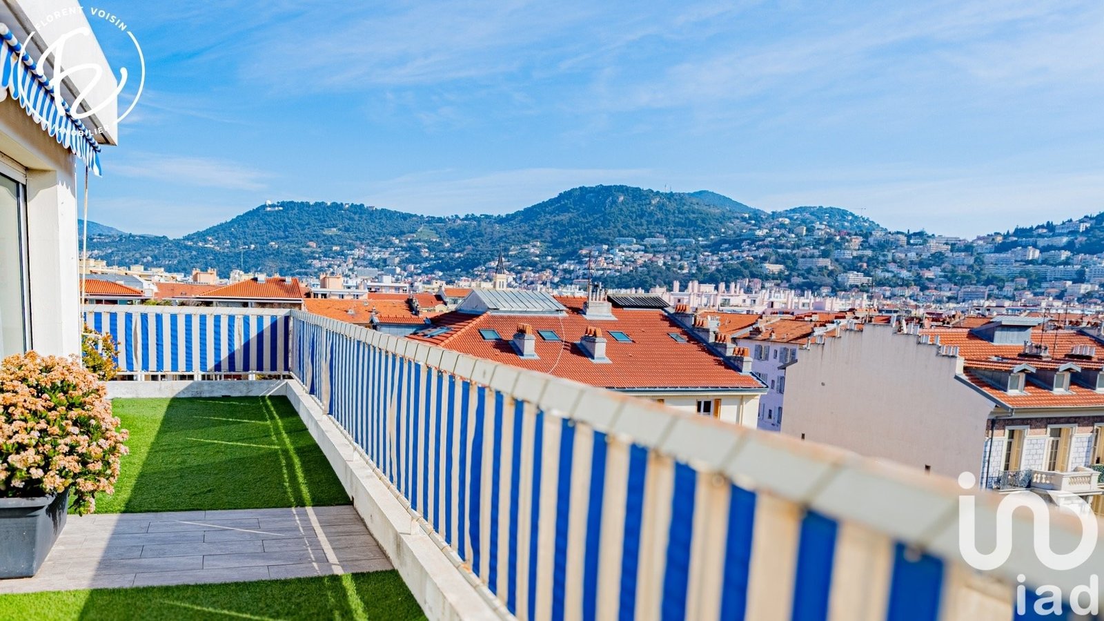 Property photo in Port