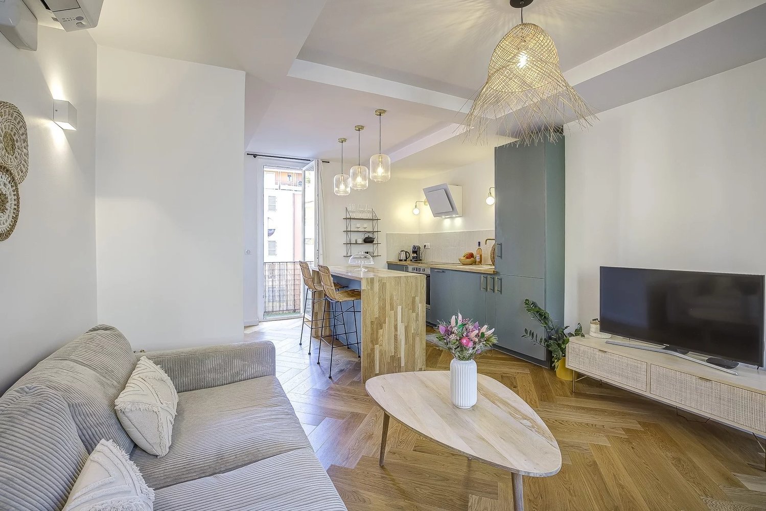 Property photo in Port