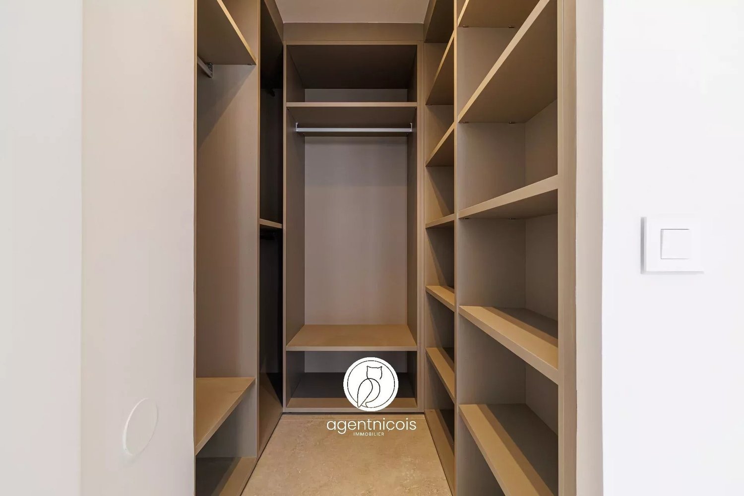 Property photo in Port