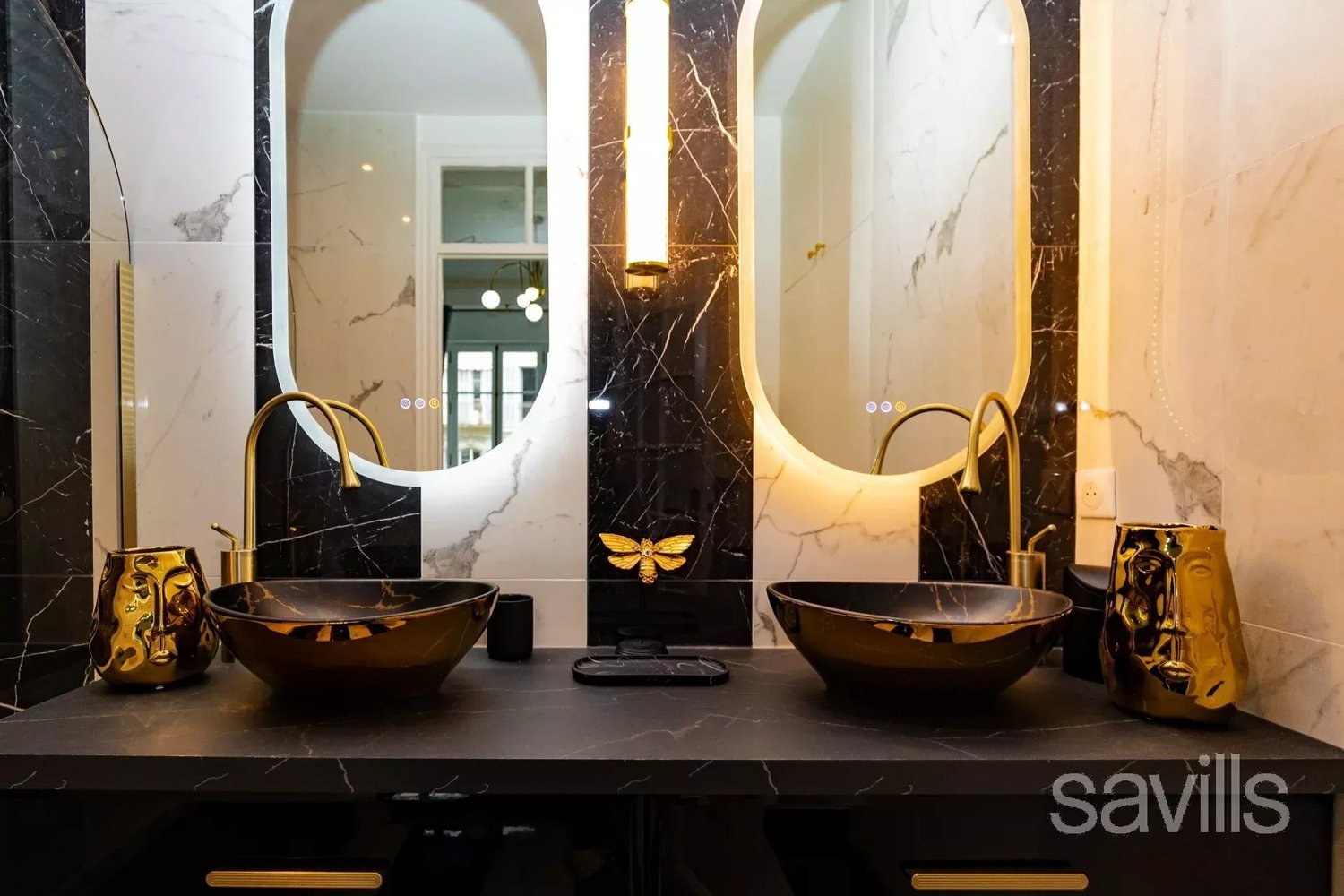 Property photo in Carre d'Argent