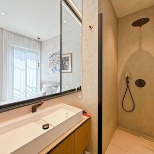 Property in Carre d'Argent