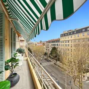 Property in Carre d'Argent