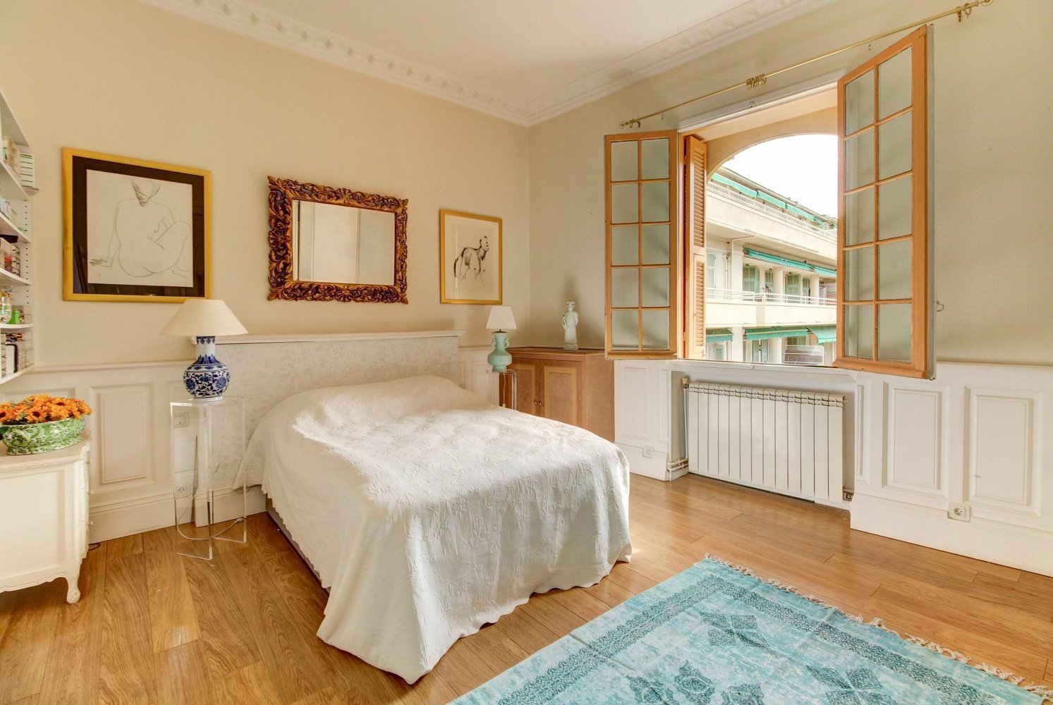 Property photo in Carre d'Argent