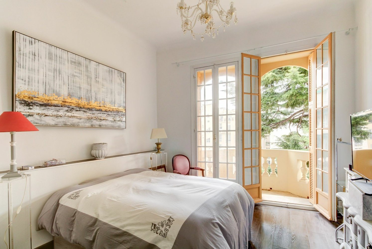 Property photo in Carre d'Argent