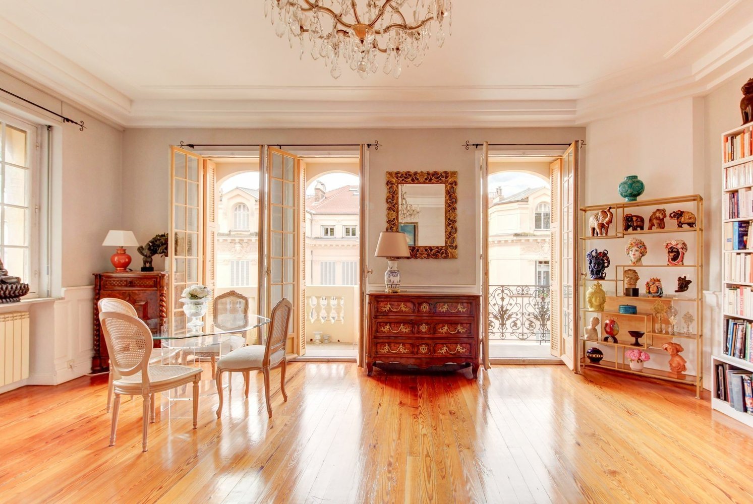 Property photo in Carre d'Argent