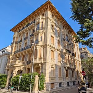 Property in Carre d'Argent