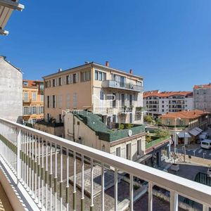 Property in Carre d'Argent