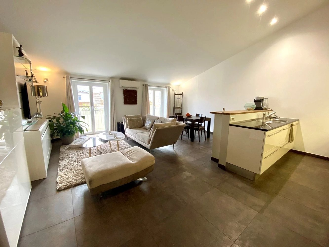 Property photo in Carre d'Argent