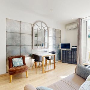 Property in Carre d'Argent