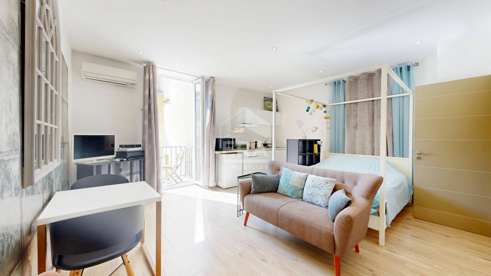 Property photo in Carre d'Argent