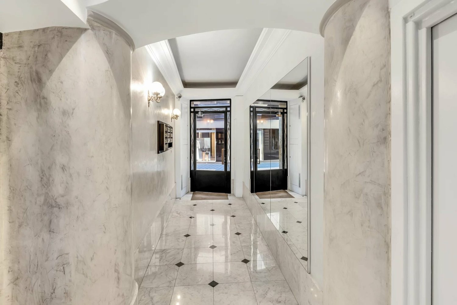 Property photo in Carre d'Argent