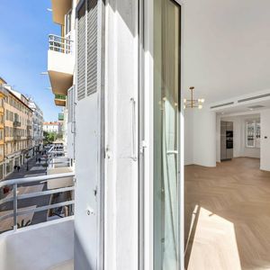 Property in Carre d'Argent